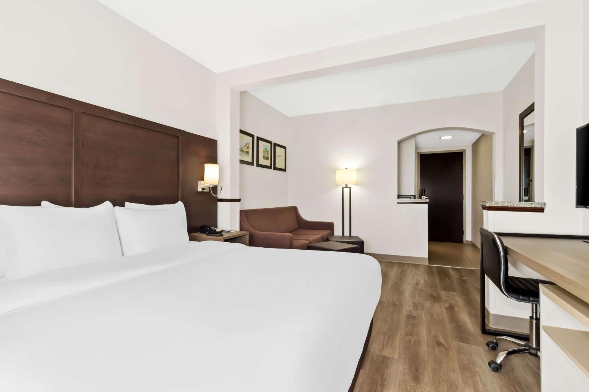 למברטון Comfort Suites מראה חיצוני תמונה